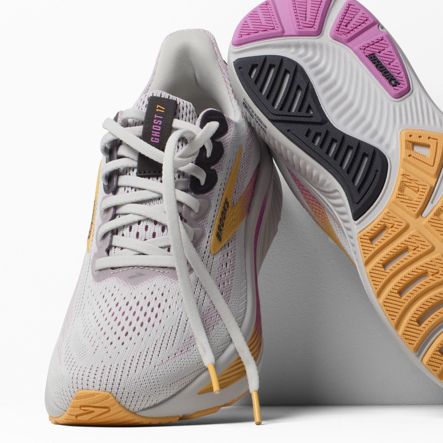 Women's Brooks Ghost 17