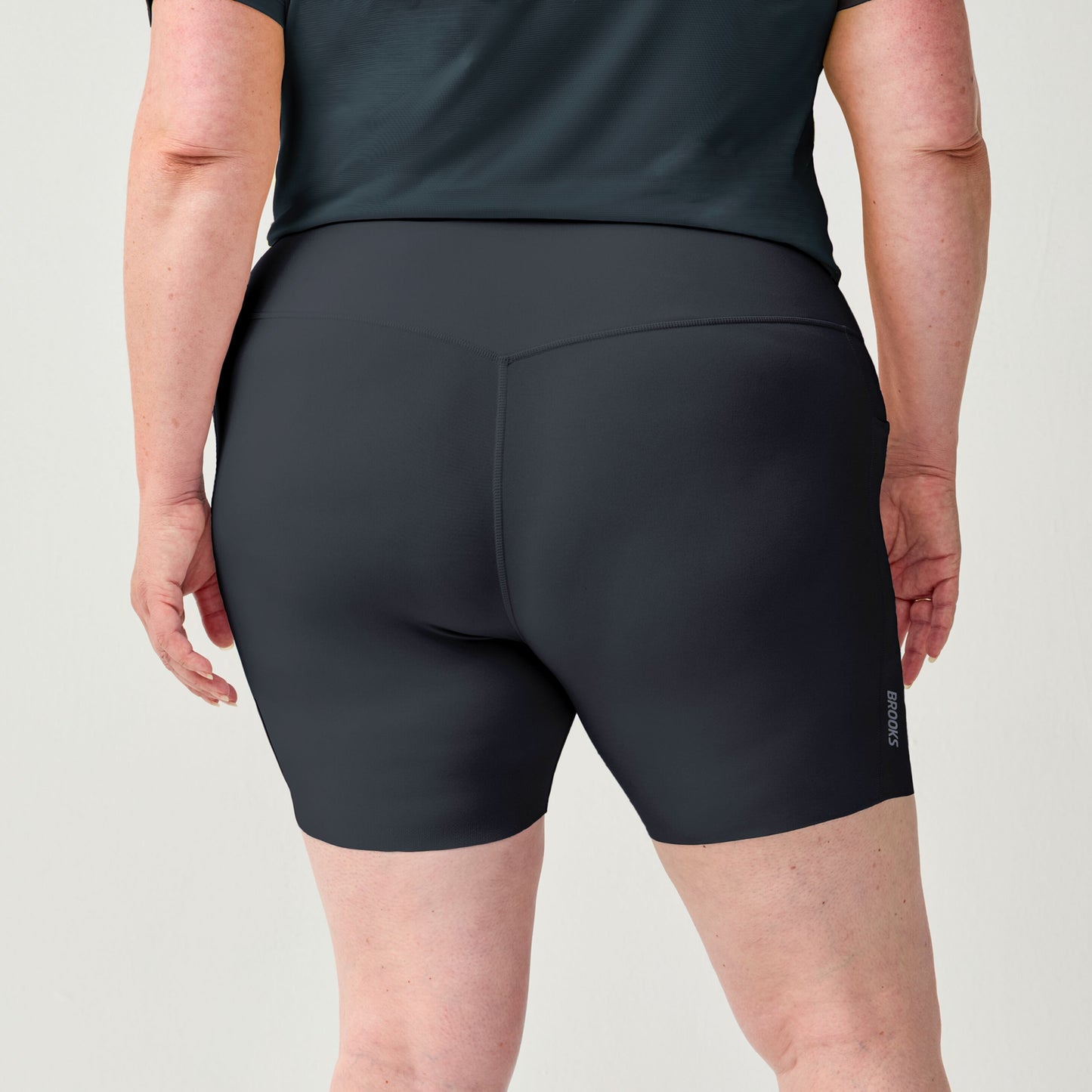 Women's Brooks Chaser 7" Short Tight
