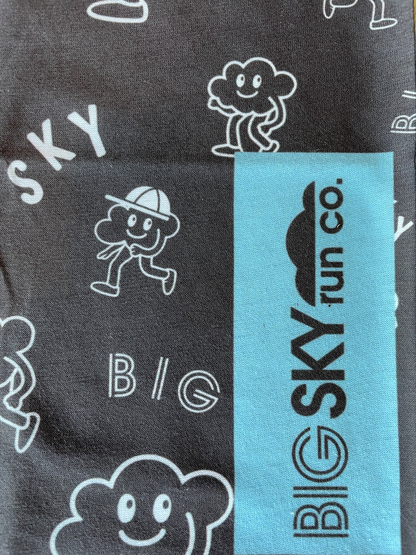 Big Sky Run Co Neck Tube