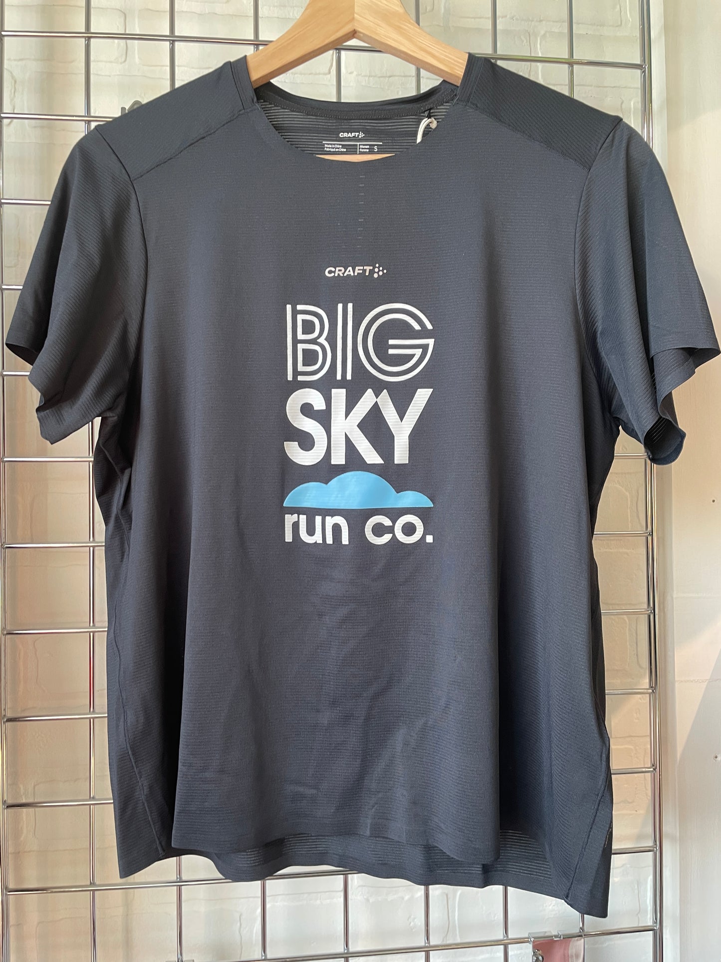 Women's Big Sky Run Co + Craft Hypervent Short Sleeve Shirt