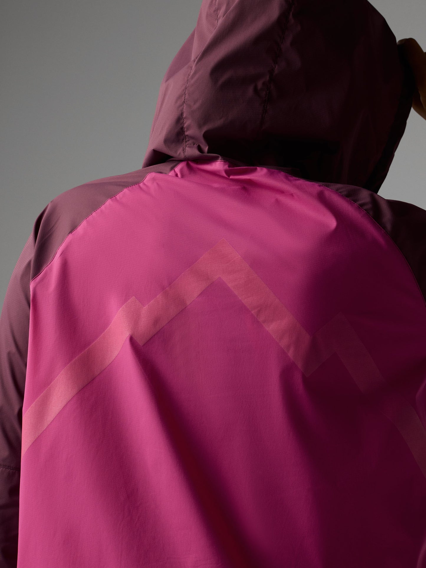 Women's Rabbit High Country Packable Windbreaker Jacket