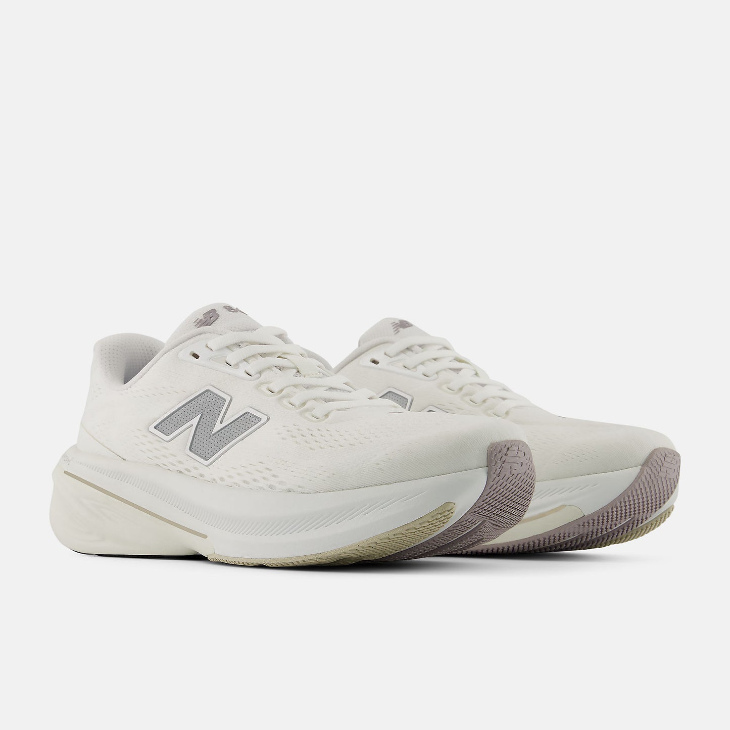 Women's New Balance 860v15