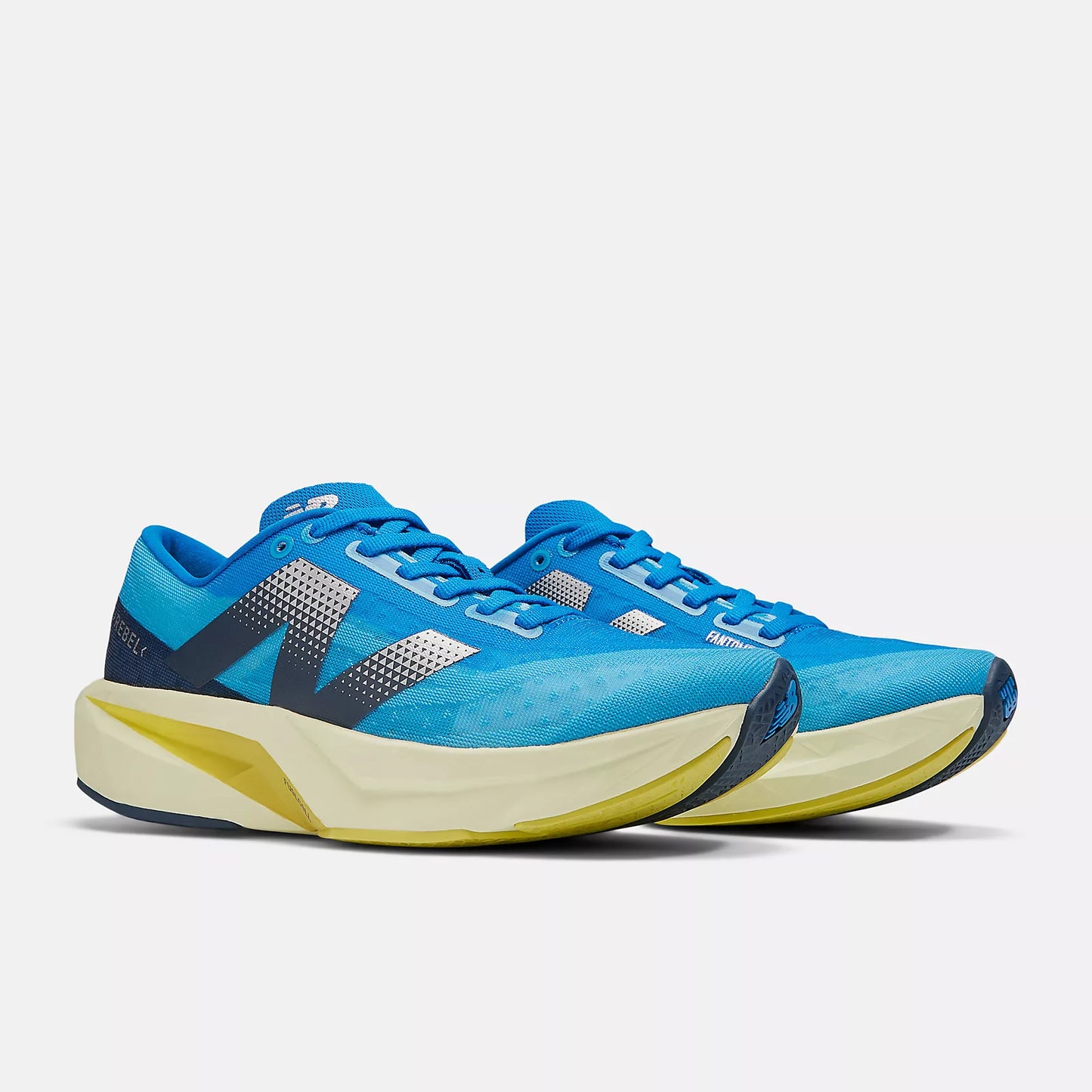 Women's New Balance FuelCell Rebel v4