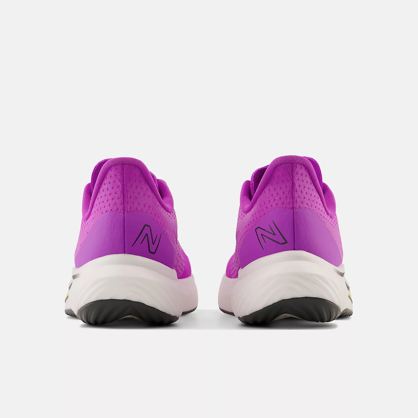 Women's New Balance FuelCell Rebel v3